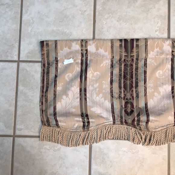 Fringed Scalloped Floral Curtain Valance/Topper - Picture 7 of 13